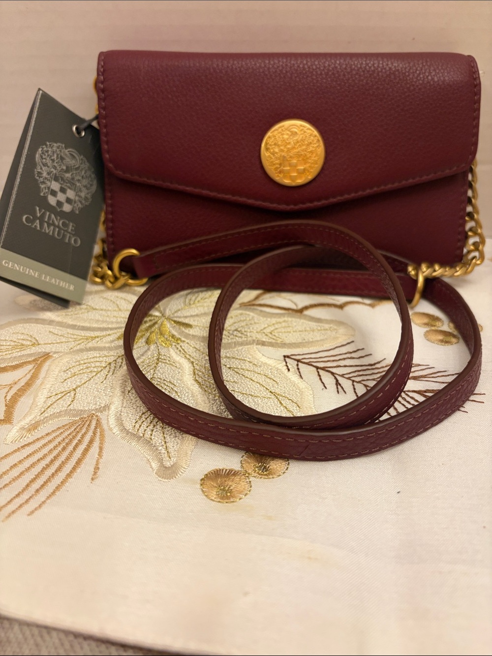 NWT Vince Camuto Omari Leather Crossbody Wallet Clutch Bag – Burgundy